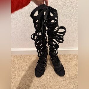 “New” Elegant Black Strappy Women's Sandals size5 (S-Display)